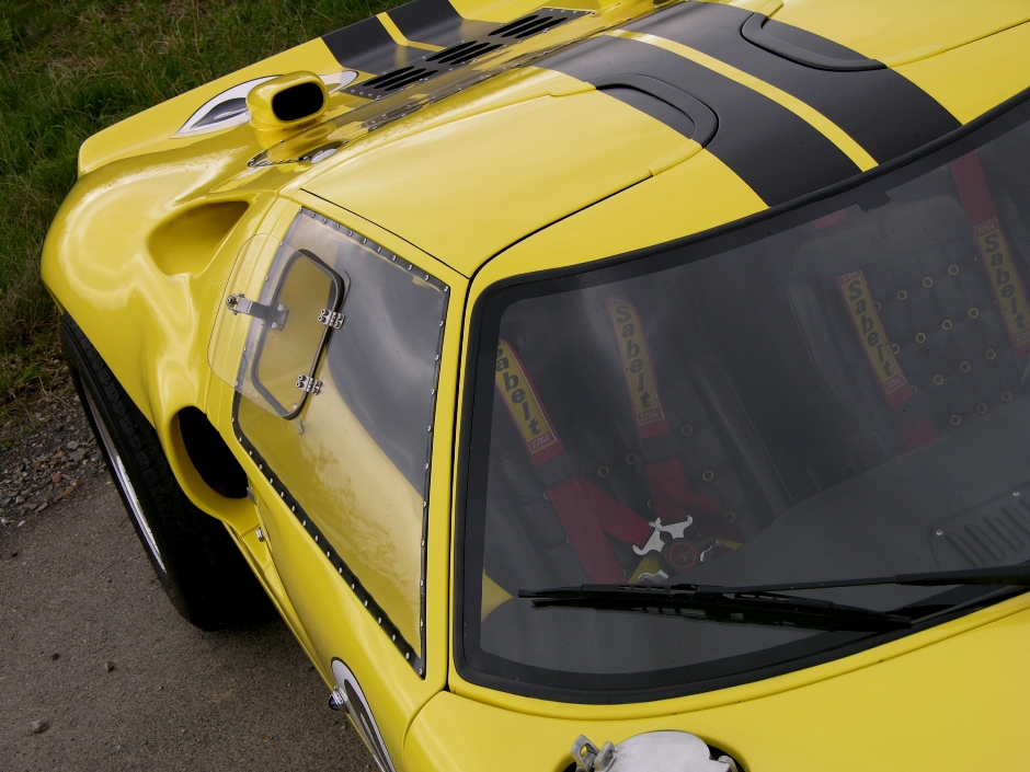 0-GT40-Racing-Gelb-013.jpg