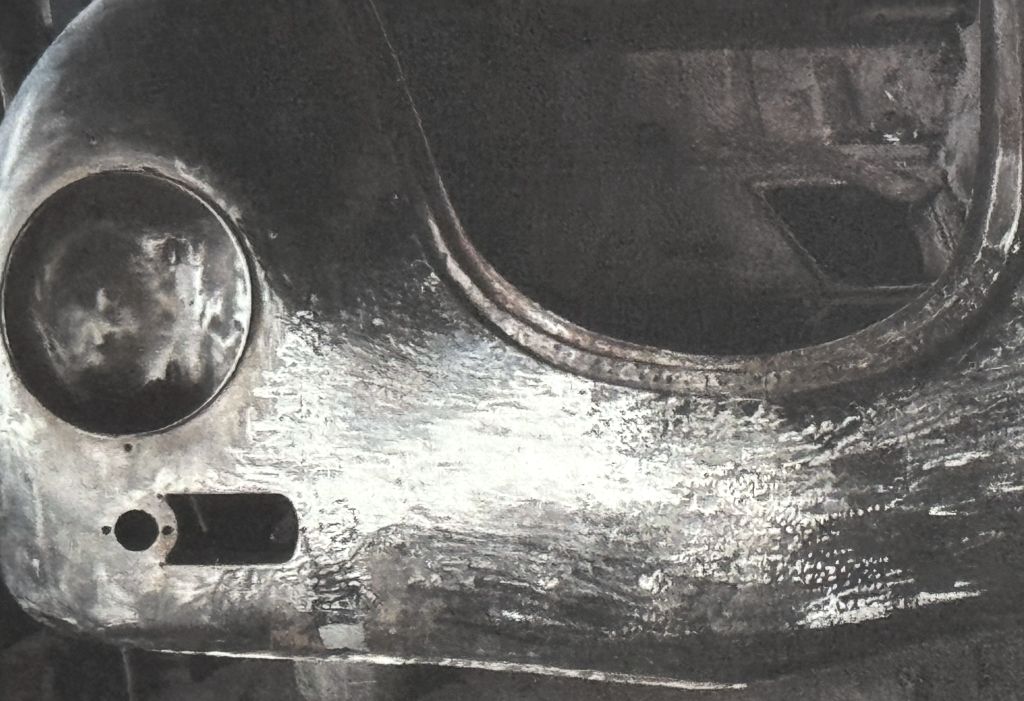 image	4				